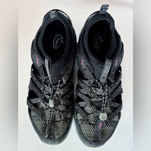 Chaco Women's Black and Gray Athletic Sandals Water Shoes Size 8.5 H1008